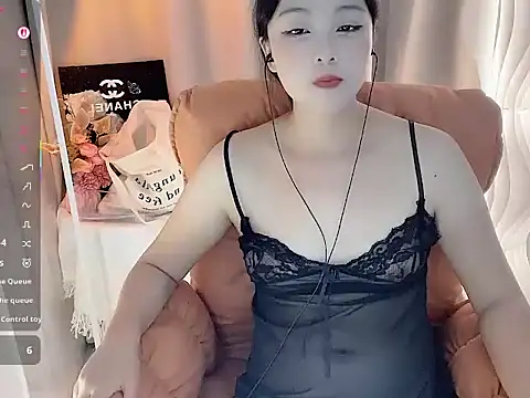 美女Lydia-668在线直播