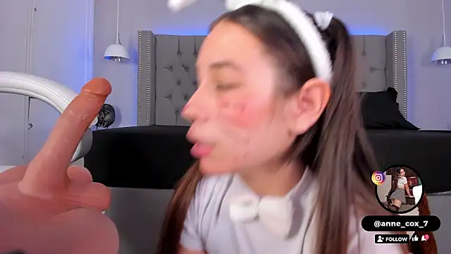 Anne_cox webcam