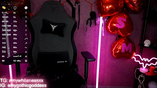 amywhitenessxx webcam