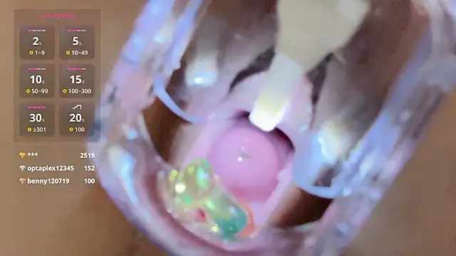 美女yueyue2003在线直播