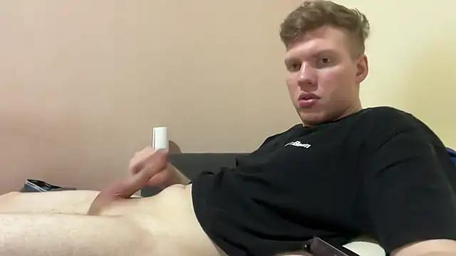 sexybooii6968 webcam