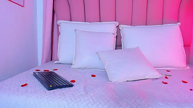 NicoleMadrird webcam