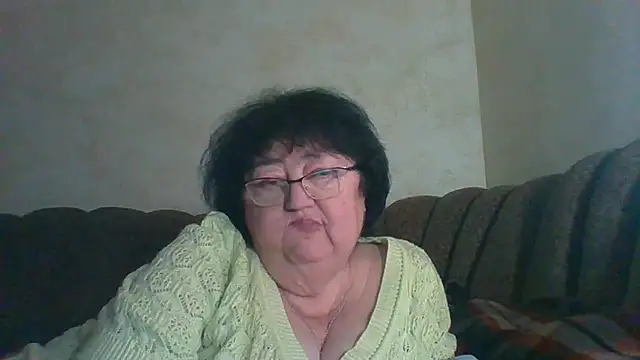 milasky5303 - MilaSky5303's free webcam