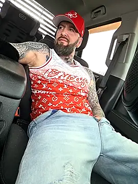 Beardedtattood webcam