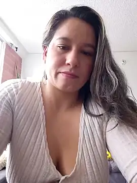 Zoe_Nasty webcam