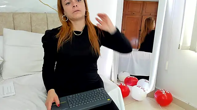 cristalwalker__ webcam