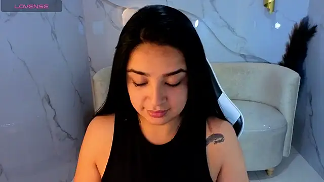 Aliz_Cooper_Tx webcam