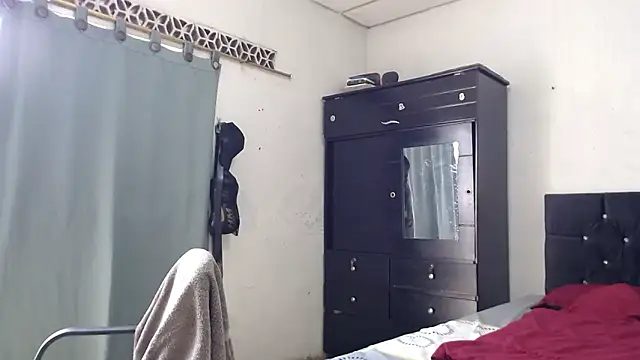 suckmydickbitch97 webcam