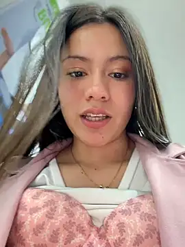 CHARLOTTE__05 webcam