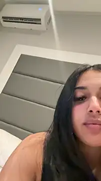 LilMisIndianx webcam