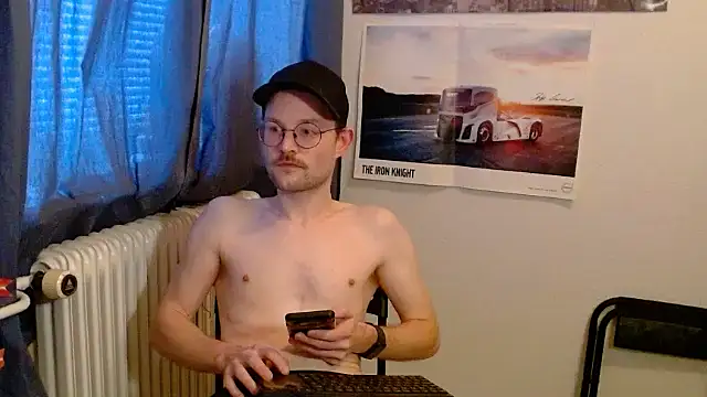 _whoisthatguy_ webcam