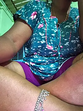 Tamilselviroja- webcam