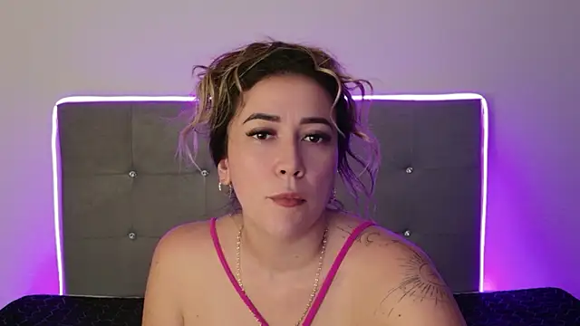 Alexandraa_Gomez webcam