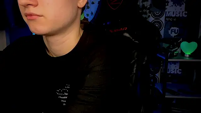 helgicuteness webcam