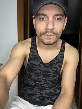 alessand180521 webcam
