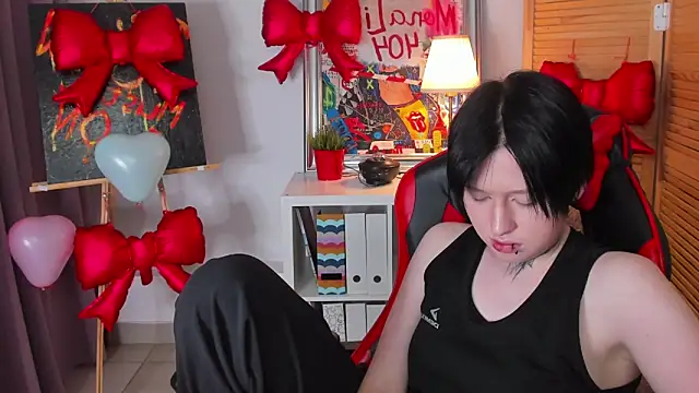 BakugoKatsuki webcam