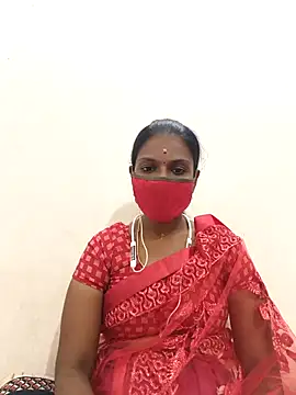 Webcam Model (Tamil_Yalini12)  is live.Free join now!