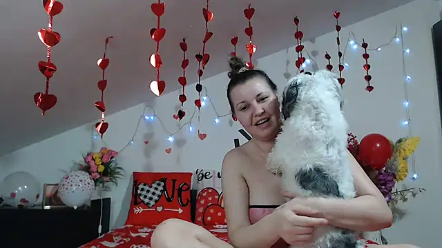 SweetMaddy888 webcam