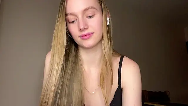 Viktoria_Vibes webcam