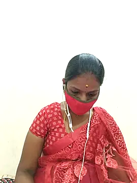 Webcam Model (Tamil_Yalini12)  is live.Free join now!