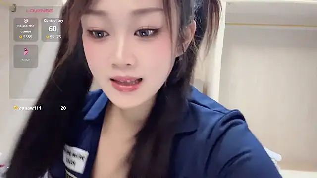 美女yueyue2003在线直播