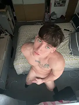 naughtyboy0124 (M young) - Cum