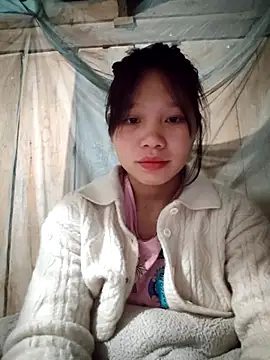 linh-miu99 webcam