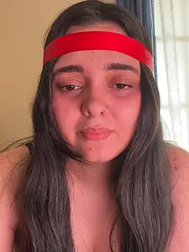 Webcam Model (candicewest_)  is live.Free join now!