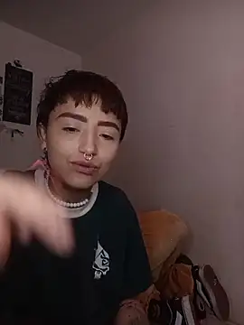 AlexxaAndRileyy webcam