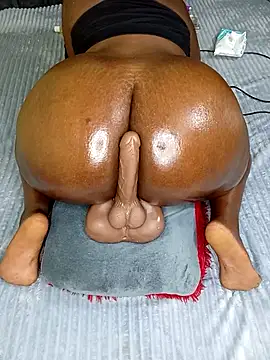 Webcam Model (sweettnadia) is live