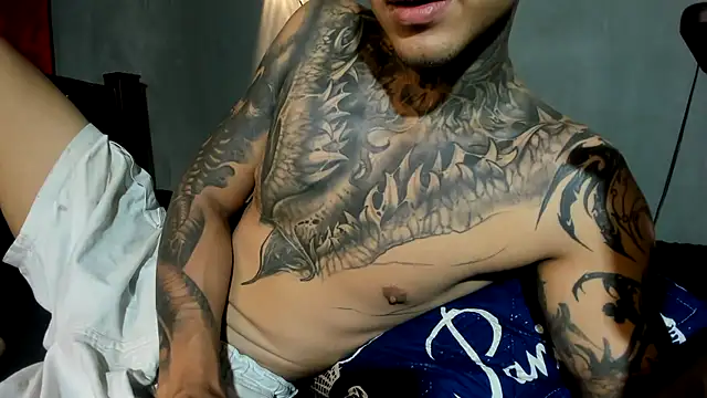 Travistanner_28 webcam