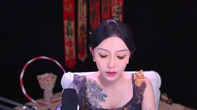 美女Wik-yibao在线直播