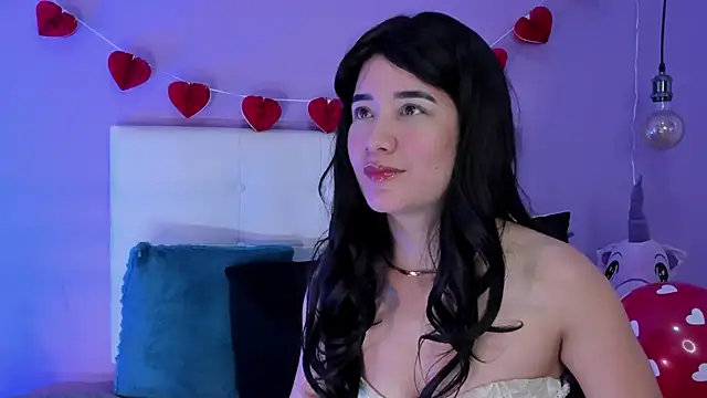 charlotte11-11 (F young) - Fuck me and make me yours in doggy style