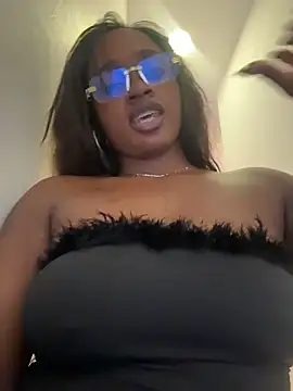 darle_volant — Put your fingers in my pussy