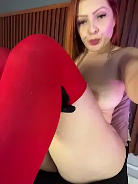 Webcam Model (MarilynSmith01)  is live.Free join now!