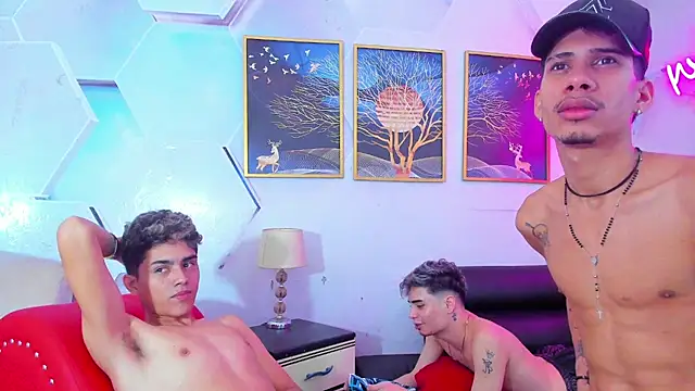 Alex_jeins_at webcam