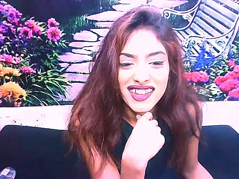 IndianPretty14u2Luv webcam