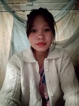 linh-miu99 webcam