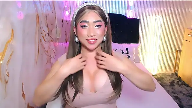 SelfsuckmyBigBanna webcam