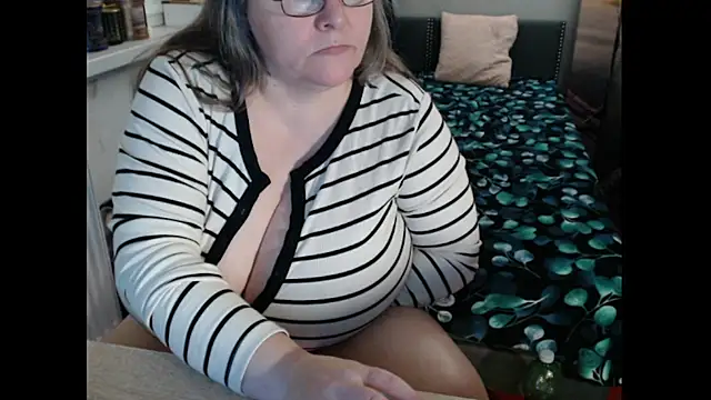 Sweetboobs webcam