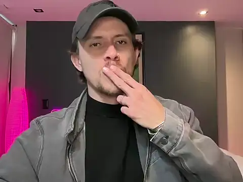 mcklister_kinky_feets