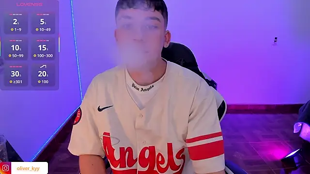 oliver_kyy webcam