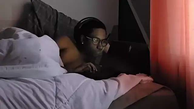 hormoneactivated webcam