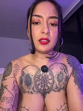 Rae_Lil_White webcam