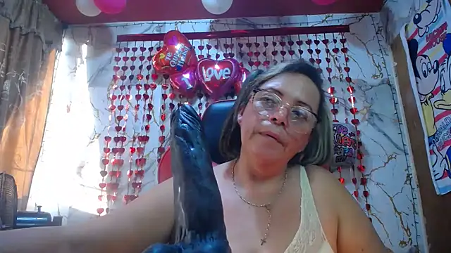 alina_maturehot webcam