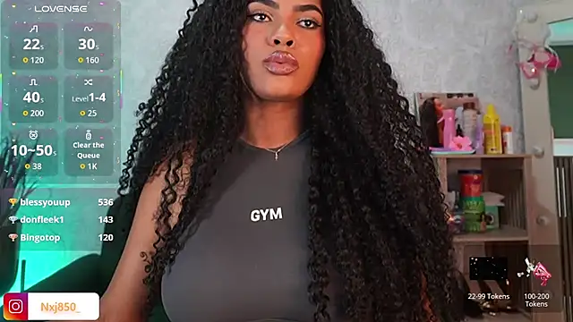 HOTBLACKANDWHITE2 webcam