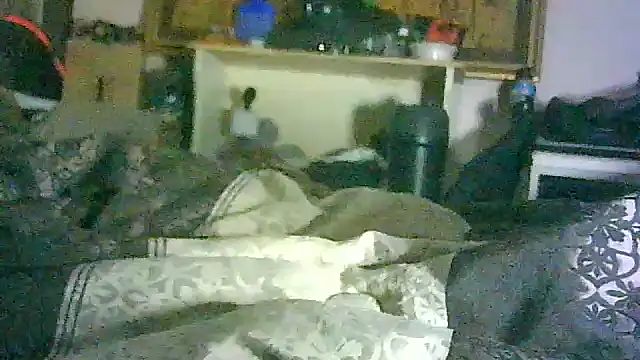 ON3YOULLN3VER_FIR3 webcam