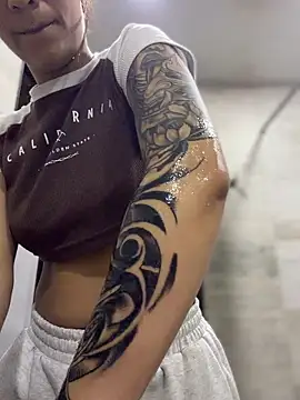 Isabella-Teen webcam