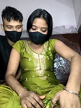 couplegk71 - Couplegk71's free webcam - UK Sex Cams