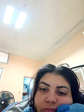 CubanaCulonaxxx webcam